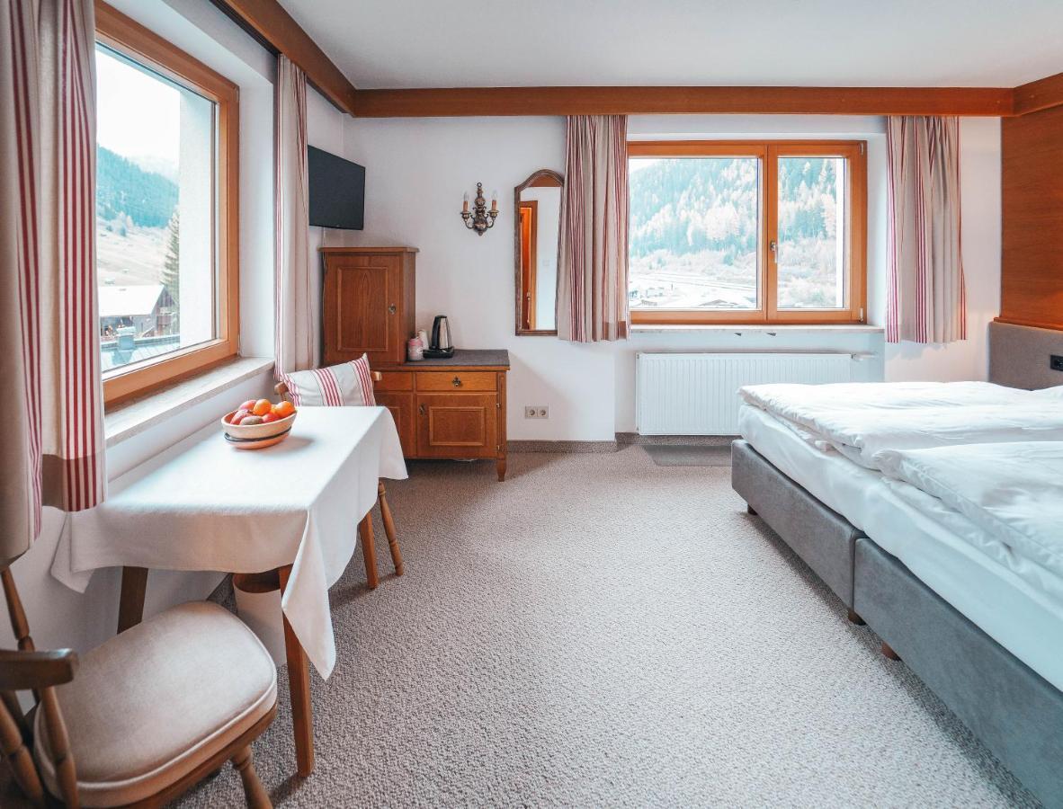 Hotel Garni Almjur Sankt Anton am Arlberg Exteriér fotografie